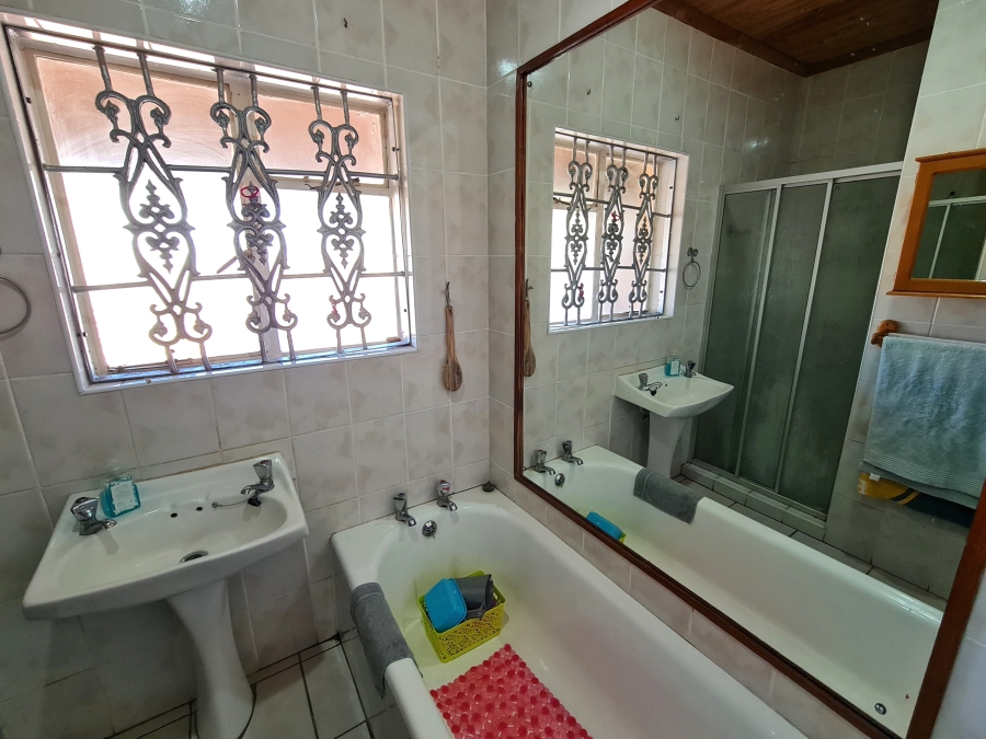 4 Bedroom Property for Sale in Aston Bay Eastern Cape
